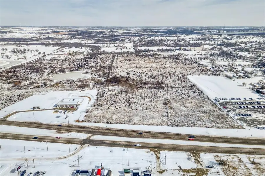 14th St & E Hubbard Rd, Ponca City, OK 74604 - Image #2