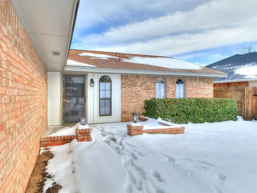 8504 Placker Place, Oklahoma City, OK 73159 - Image #2