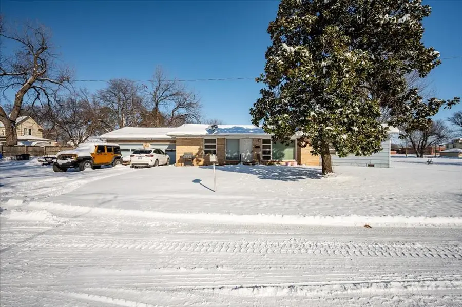 1008 E Oklahoma Avenue, Tonkawa, OK 74653 - #3