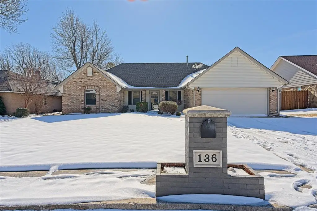 136 E Vail Drive, Yukon, OK 73099 - Image #1