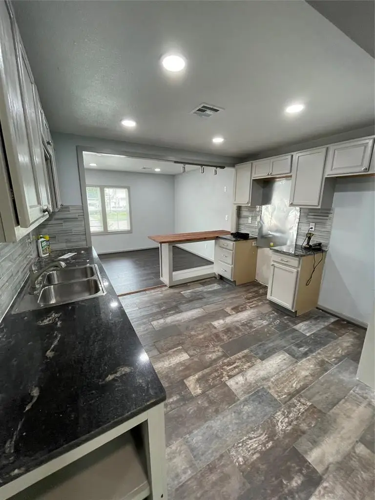 2617 NE 22nd Street, Oklahoma City, OK 73111 - #1