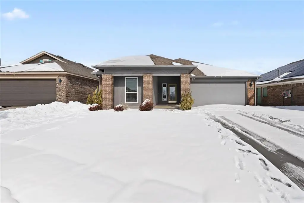 7025 NW 155th Street, Edmond, OK 73013 - Image #1