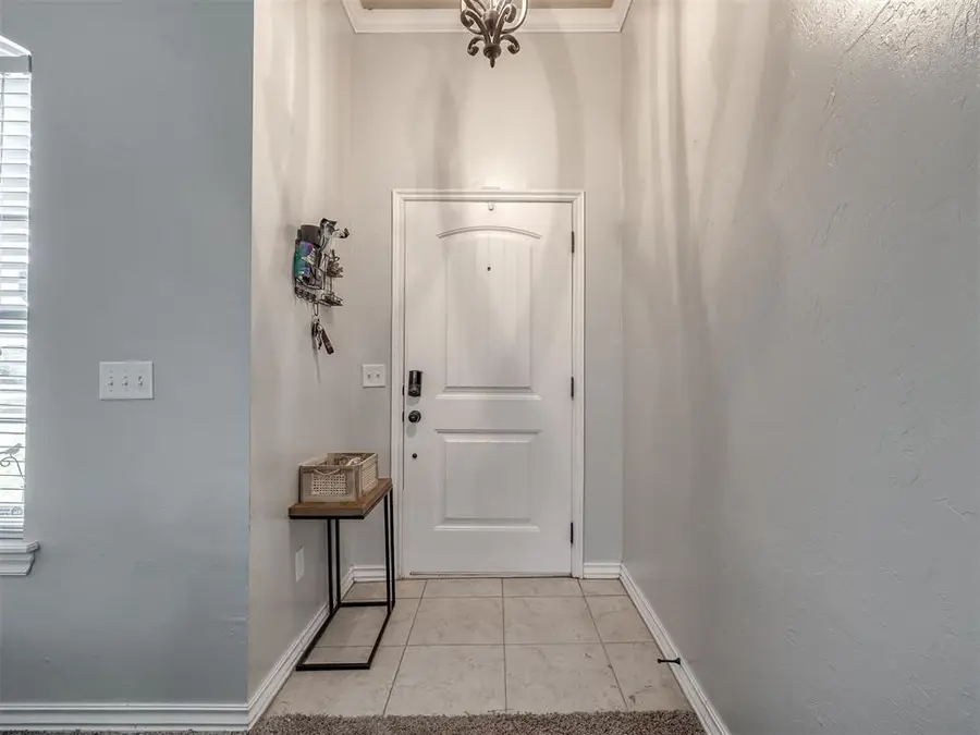 1001 Laurel Creek Drive, Yukon, OK 73099 - Image #3