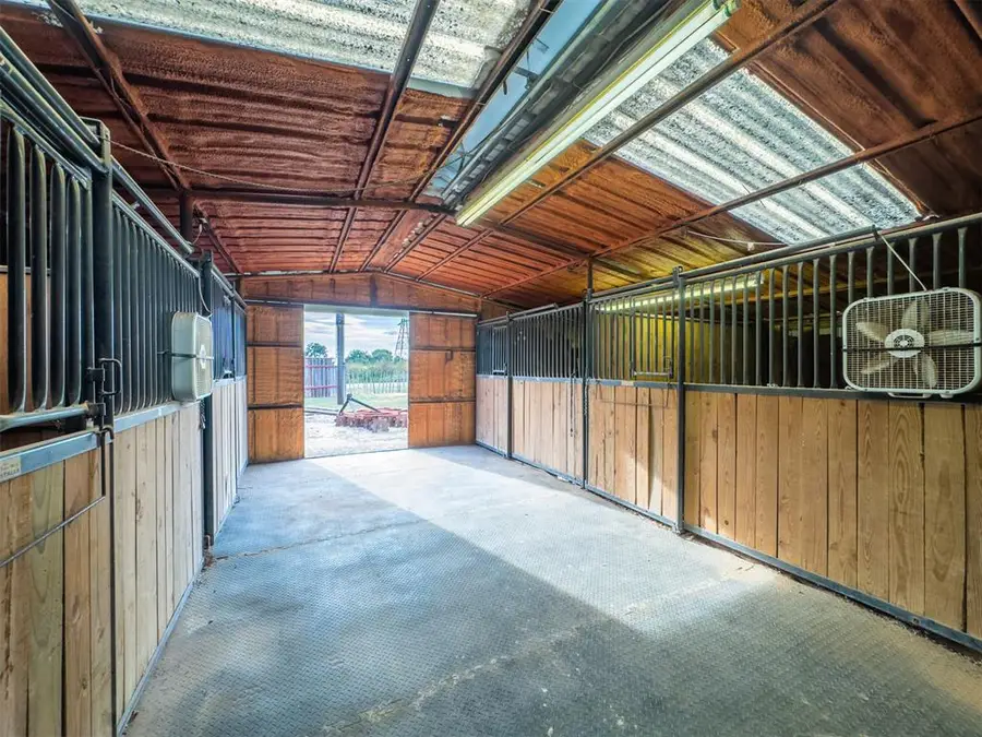 12951 N County Road 3250, Pauls Valley, OK 73075 - Image #2