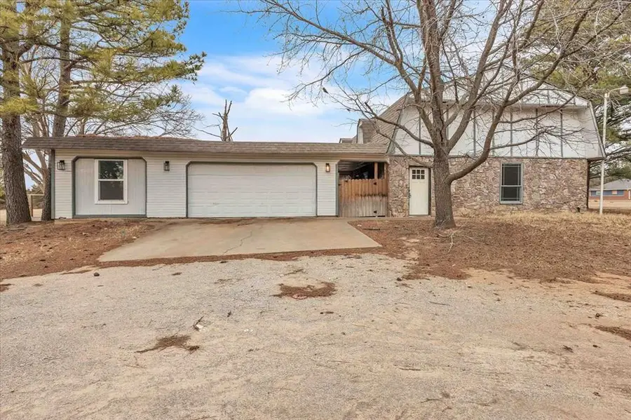 18 Pineyridge Lane, Shawnee, OK 74801 - Image #3