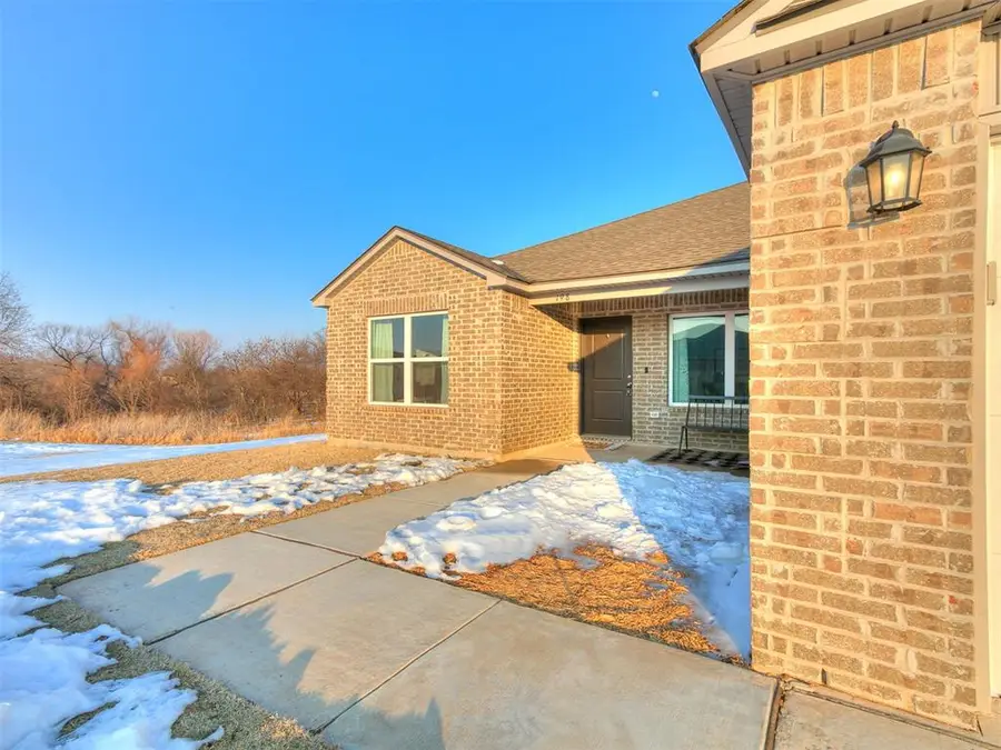 198 Fox Burrow Lane, Newcastle, OK 73065 - Image #3