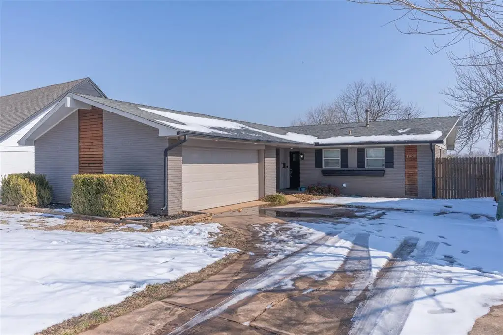 1808 Michael Drive, Edmond, OK 73013 - Image #1