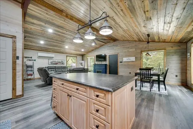 271 River West Lane, Broken Bow, OK 74728 - #3