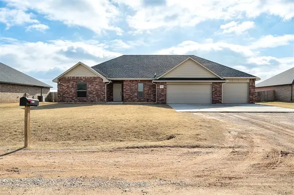 2209 E Grassland Lane, Stillwater, OK 74074