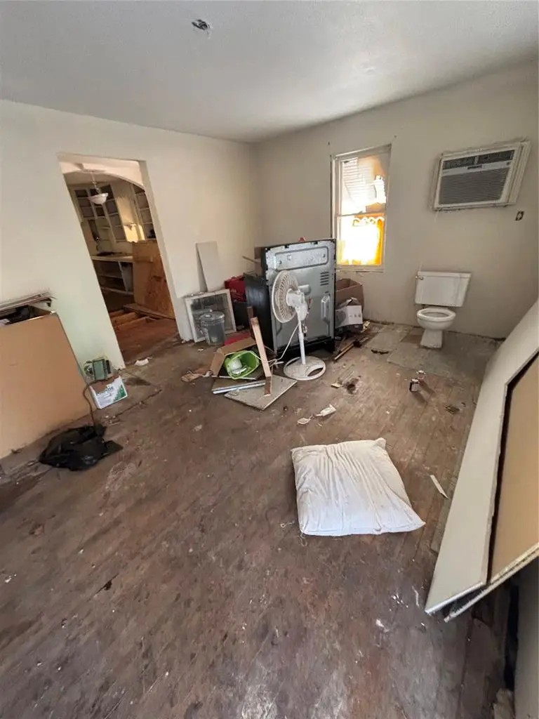 928 SW 31st Street, Oklahoma City, OK 73109 - Image #2