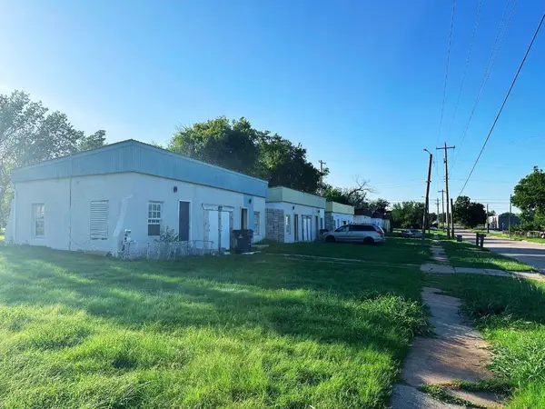 402 NW 3rd Street, Lawton, OK 73507