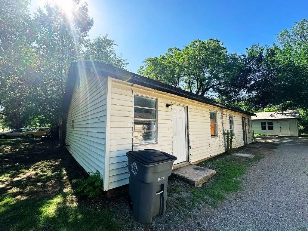 1711 NW Kingsbury Avenue, Lawton, OK 73507 - Image #1