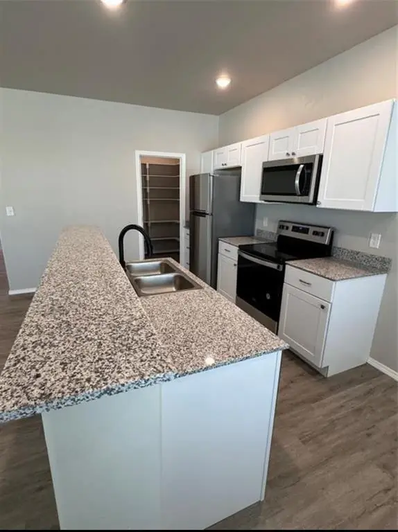 300 NW 122nd Street #B, Oklahoma City, OK 73114 - Image #2