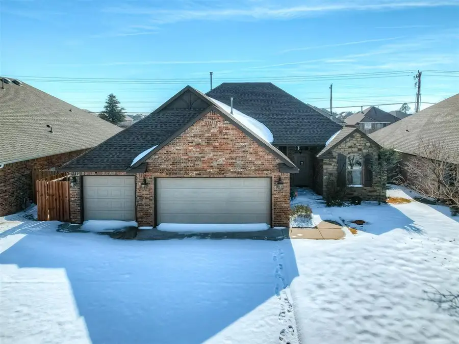 11740 SW 15th Terrace, Yukon, OK 73099 - Image #3