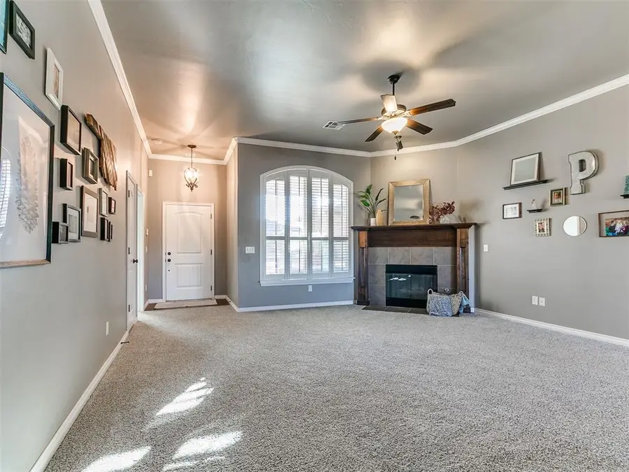 18313 Summer Grove Avenue, Edmond, OK 73012 - Image #3