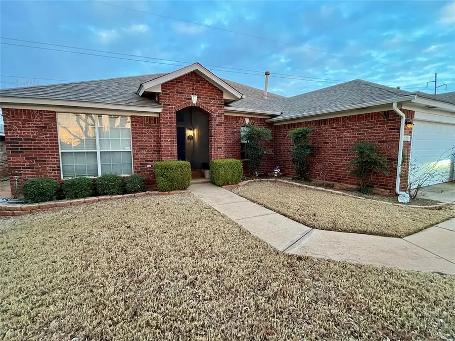 205 Sandstone Drive, Norman, OK 73071 - Image #2