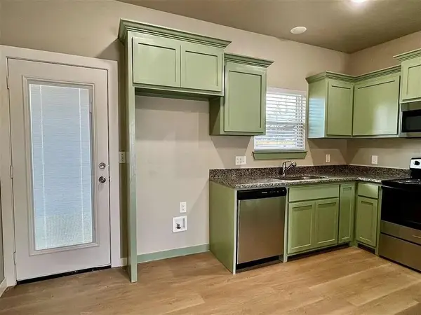 208 E Oklahoma, Blackwell, OK 74631