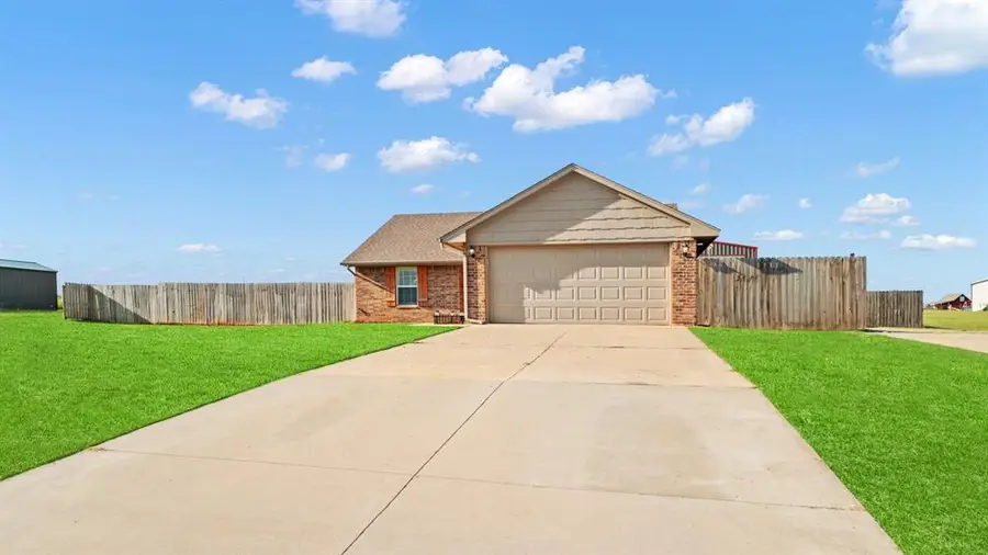 2086 County Road 1239, Tuttle, OK 73089 - #2