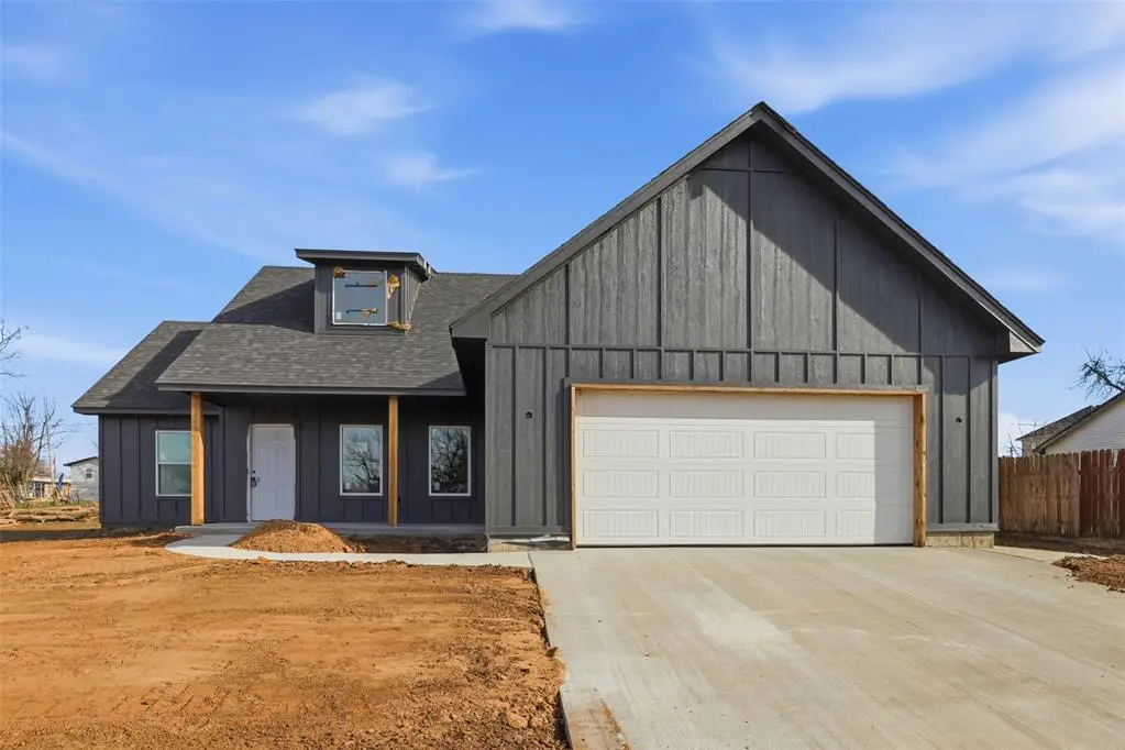 218 N Grand Avenue, El Reno, OK 73036 - #1