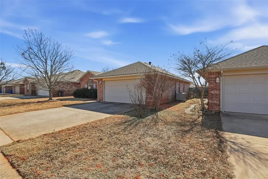 808 Cavecreek Street, Norman, OK 73071 - Image #3