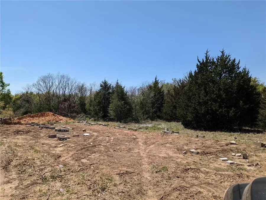 E E 1048 Road, Harrah, OK 73045 - #2