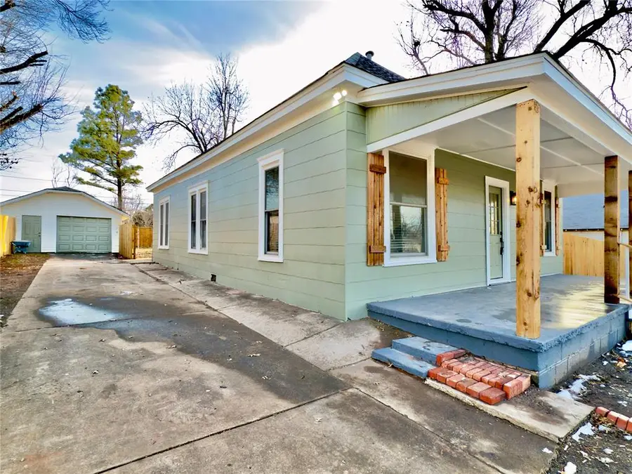 1717 E Perkins Avenue, Guthrie, OK 73044 - #2