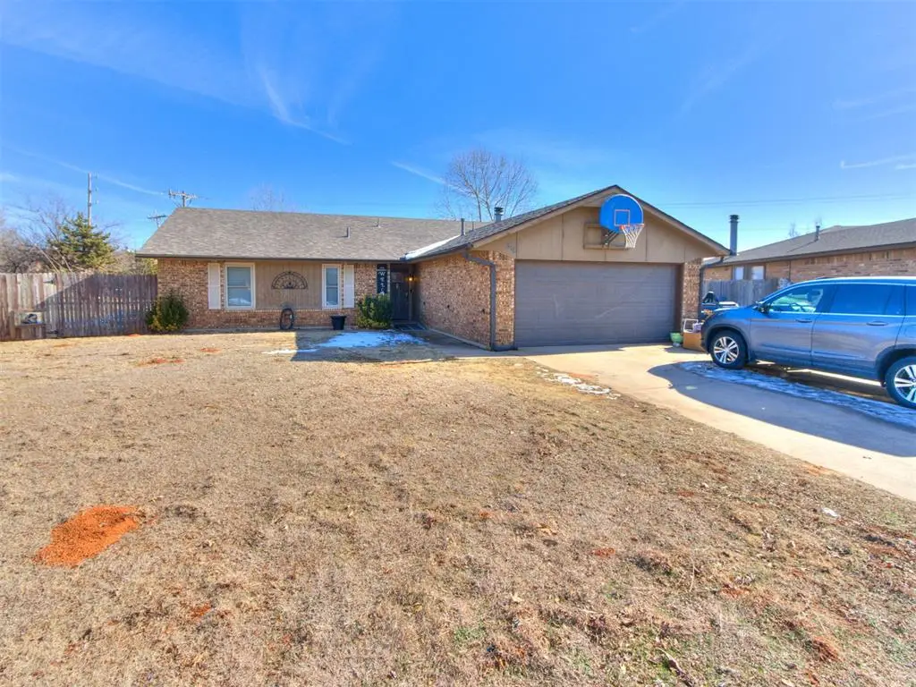 316 N Shefield Way, Mustang, OK 73064 - #1