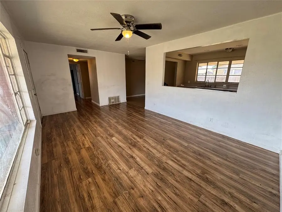 1322 S Reno Avenue, El Reno, OK 73036 - #3