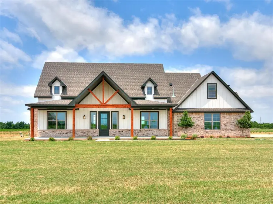 701 S Cimarron Road, Yukon, OK 73099 - #2