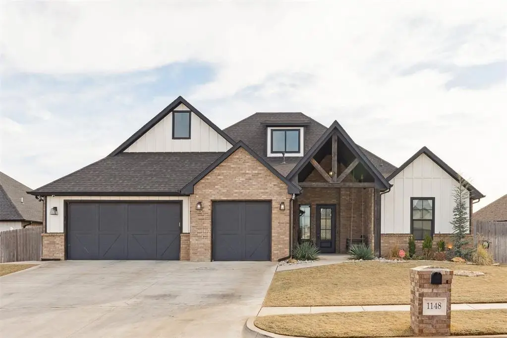 1148 Colonial Avenue, Tuttle, OK 73089 - #1