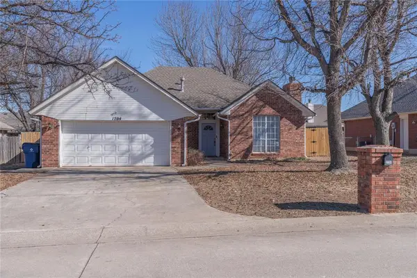 1704 Butterfield Trail, Choctaw, OK 73020