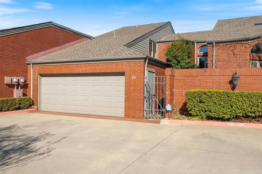 2825 NW Grand Commons #19, Oklahoma City, OK 73116 - #2