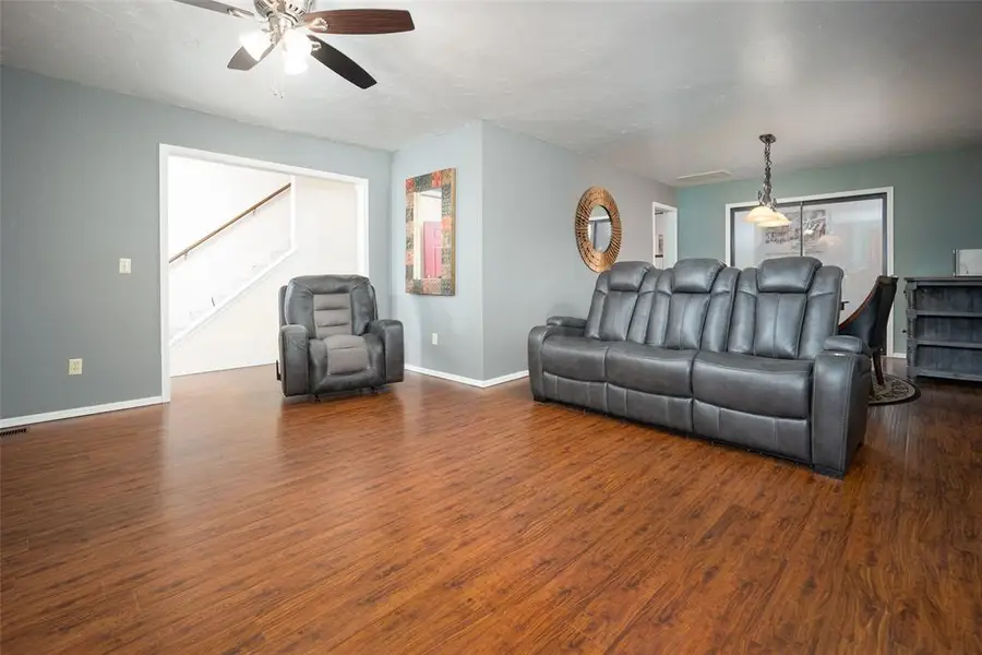 10503 White Oak Canyon Road, Oklahoma City, OK 73162 - Image #2