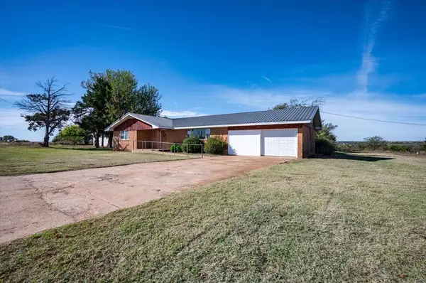 7173 County Road 1160 Road, Lookeba, OK 73053