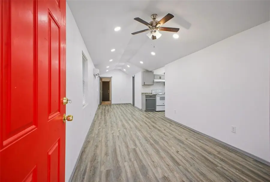 713 SE 10th Street, Oklahoma City, OK 73129 - Image #2