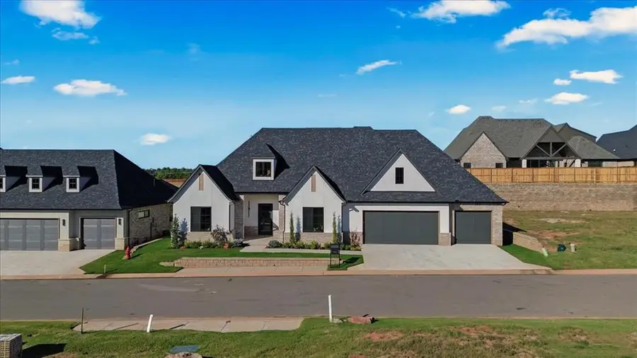 3917 Stone Bluff Way, Edmond, OK 73034 - Image #2