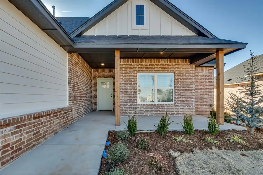 11704 NW 106th Street, Yukon, OK 73099 - Image #2