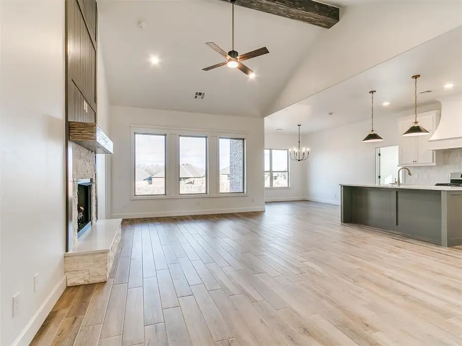 1901 Hollow Crest Court, Norman, OK 73071 - Image #2