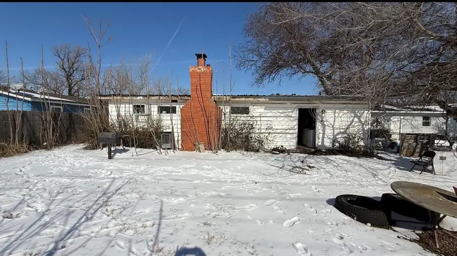 432 NW Greenmeadow Drive, Lawton, OK 73507 - #2