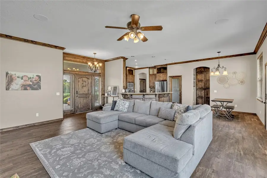 7319 N Shore Drive, Tuttle, OK 73089 - #2