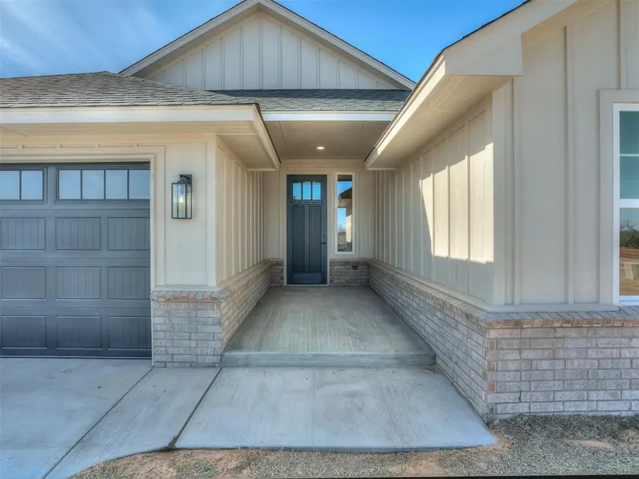 4401 Maxine Drive, Choctaw, OK 73020 - Image #2