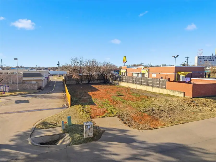 24 Cedar Avenue, Yukon, OK 73099 - Image #3