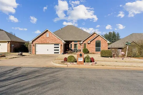 1909 Del Simmons Drive, Edmond, OK 73003