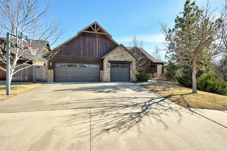 7600 Walk In The Park Drive, Edmond, OK 73034 - #2