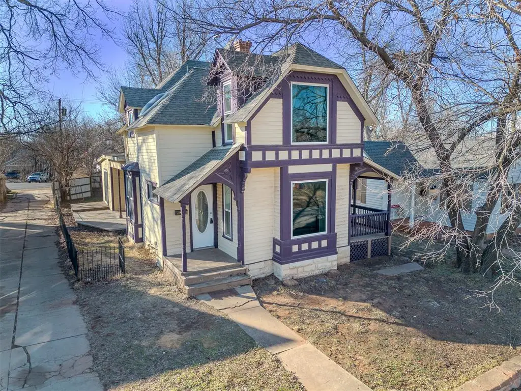 411 N Broad Street, Guthrie, OK 73044 - #1