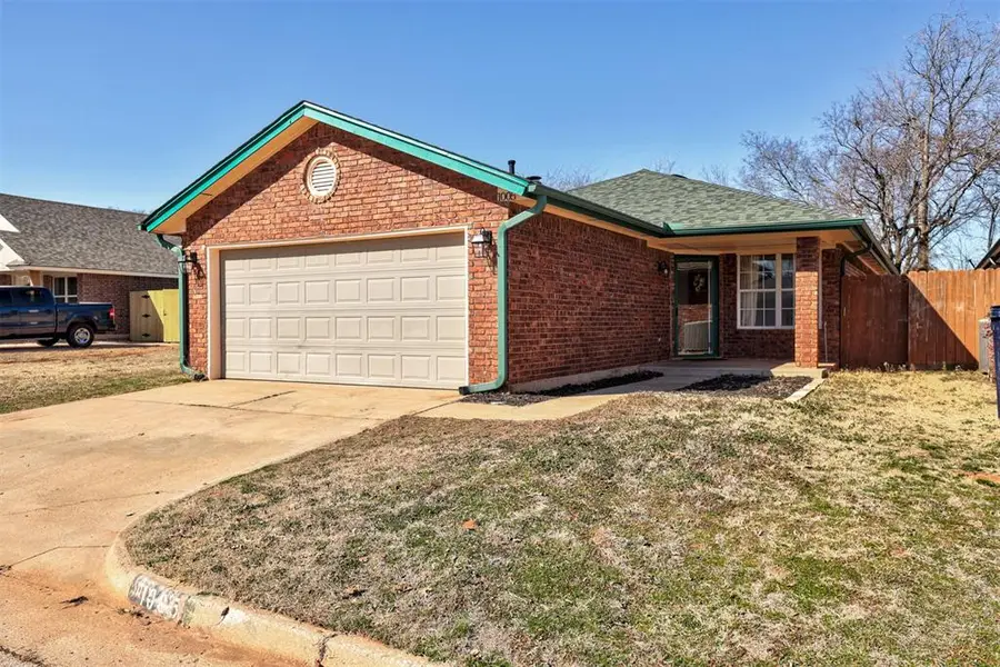 1005 Valley Court, Edmond, OK 73012 - #2
