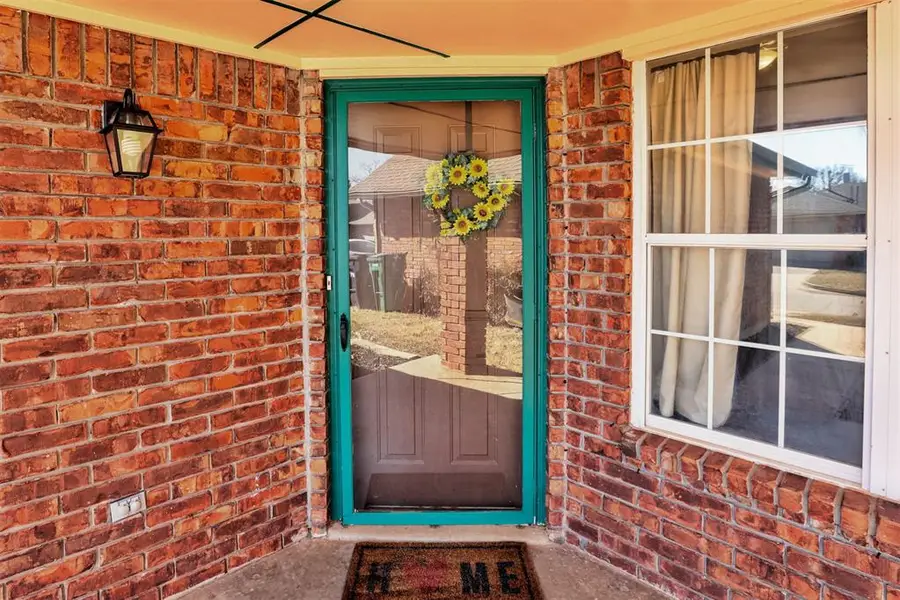 1005 Valley Court, Edmond, OK 73012 - #3