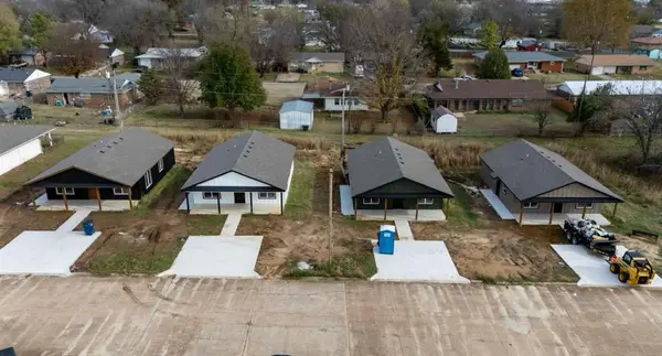 213 S 6th Avenue, Stroud, OK 74079