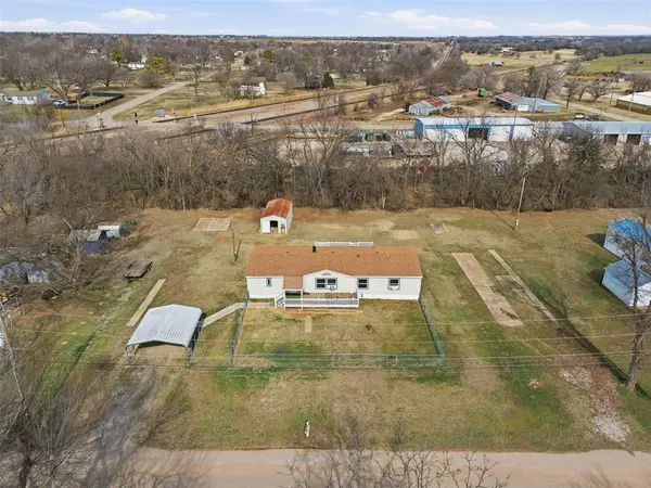115 Holly Street, Perry, OK 73077