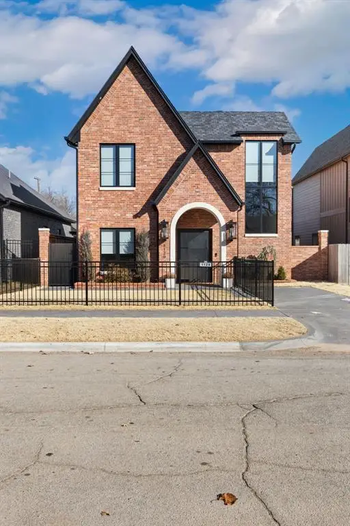 1129 NW 42nd Street, Oklahoma City, OK 73118